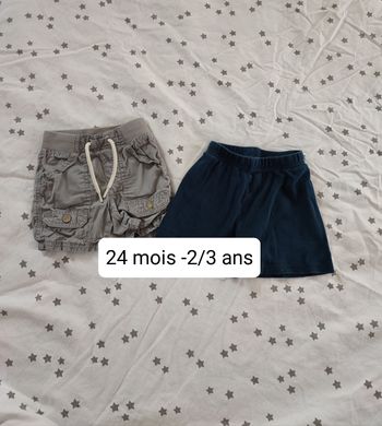 Lot de 2shorts 24mois et 2/3ans