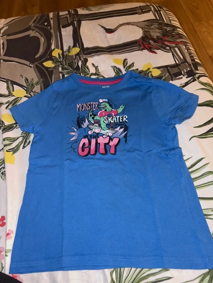 tee shirt