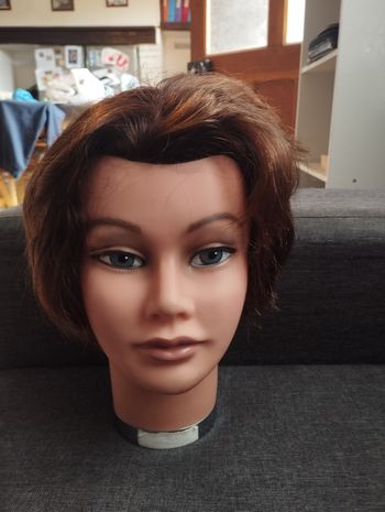 Tête à coiffer femme