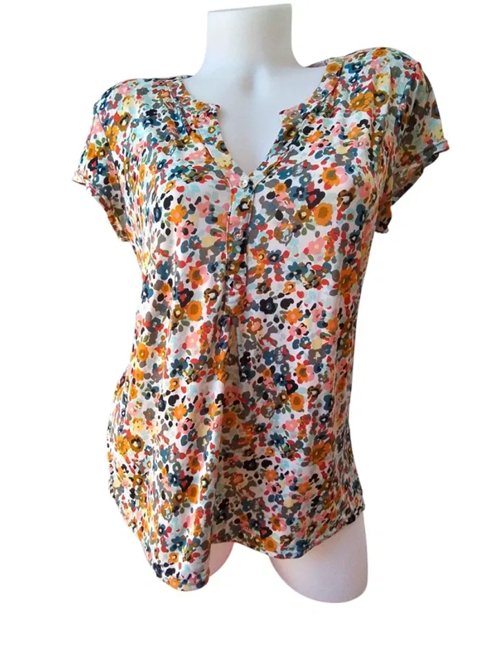 Tee shirt manche courte fleuri