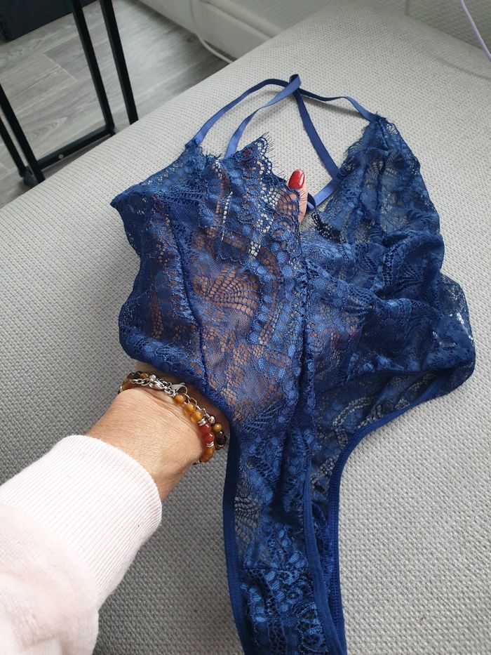 Body dentelle - photo numéro 3