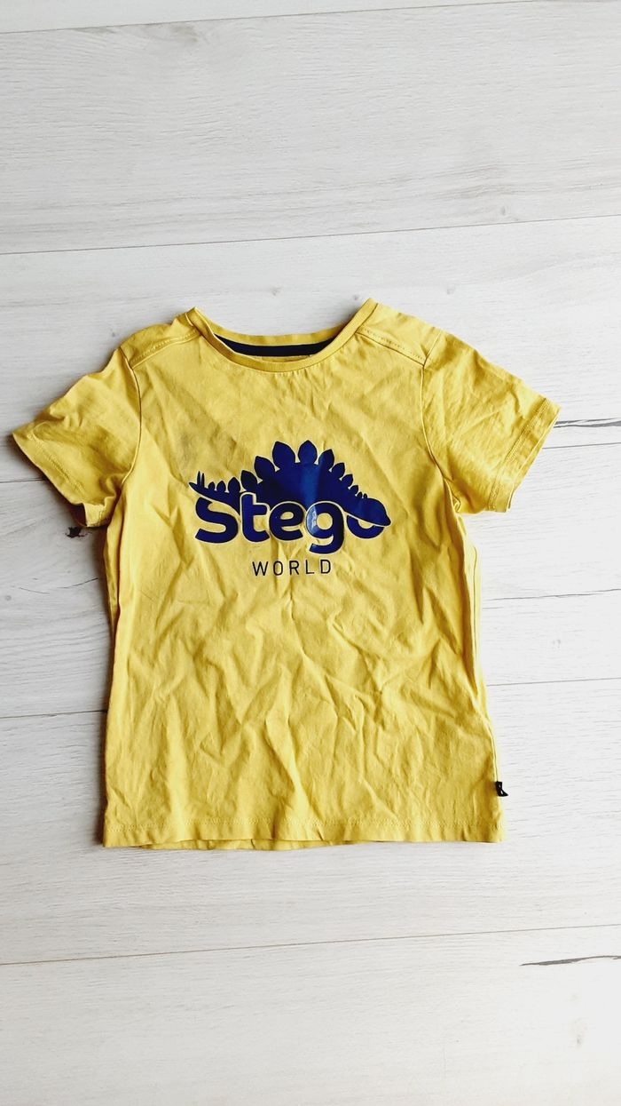 Vêtement garçon Okaïdi tee-shirt manches courtes dinosaure Stégosaure 6 ans