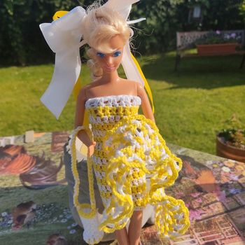 Vêtements pour Barbie 3 €