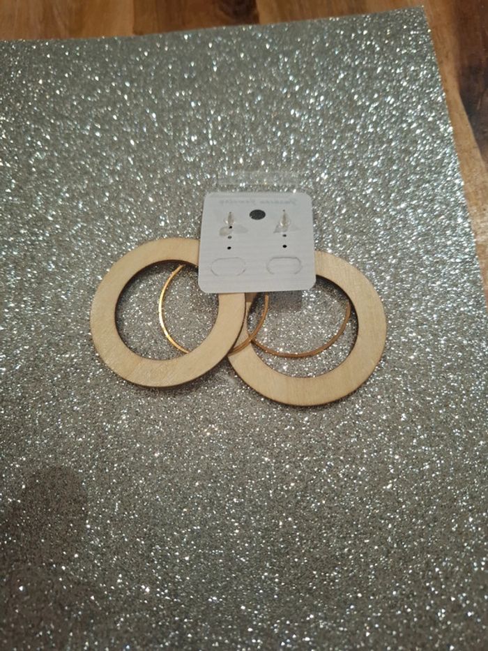 Boucles d'oreilles en bois - photo numéro 4