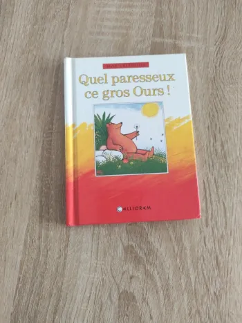 Livre quel paresseux ce gros ours