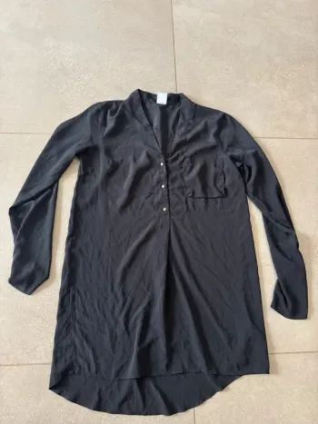 Robe noire Vero Moda, taille M, très bon état