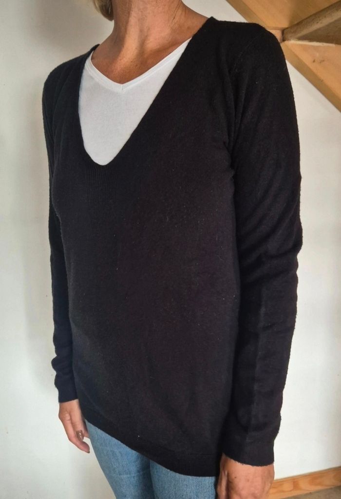 Pull noir