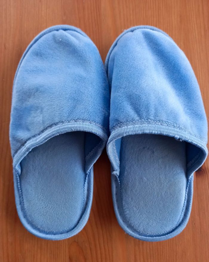Pantoufles taille 31 - photo numéro 2