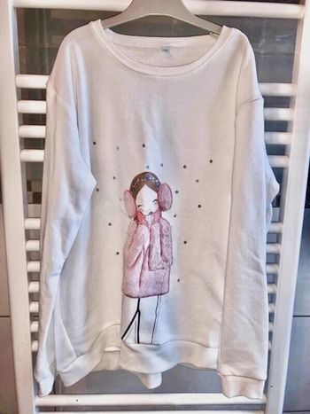 Sweat long neuf taille 12 ans à 6 euros