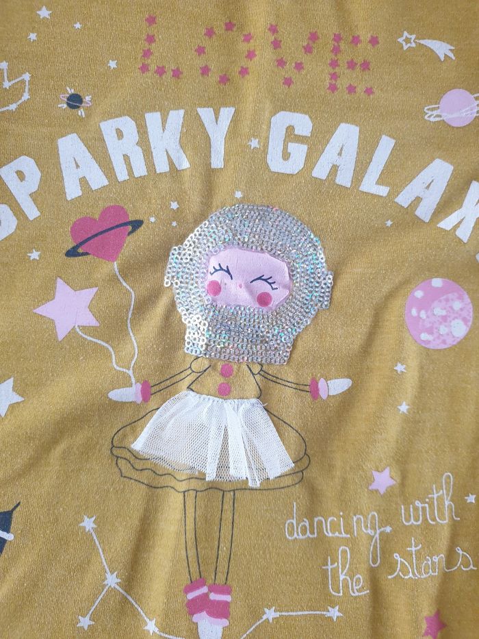 tshirt manches longues jaune moutarde danseuse 10 ans Kiabi - photo numéro 2