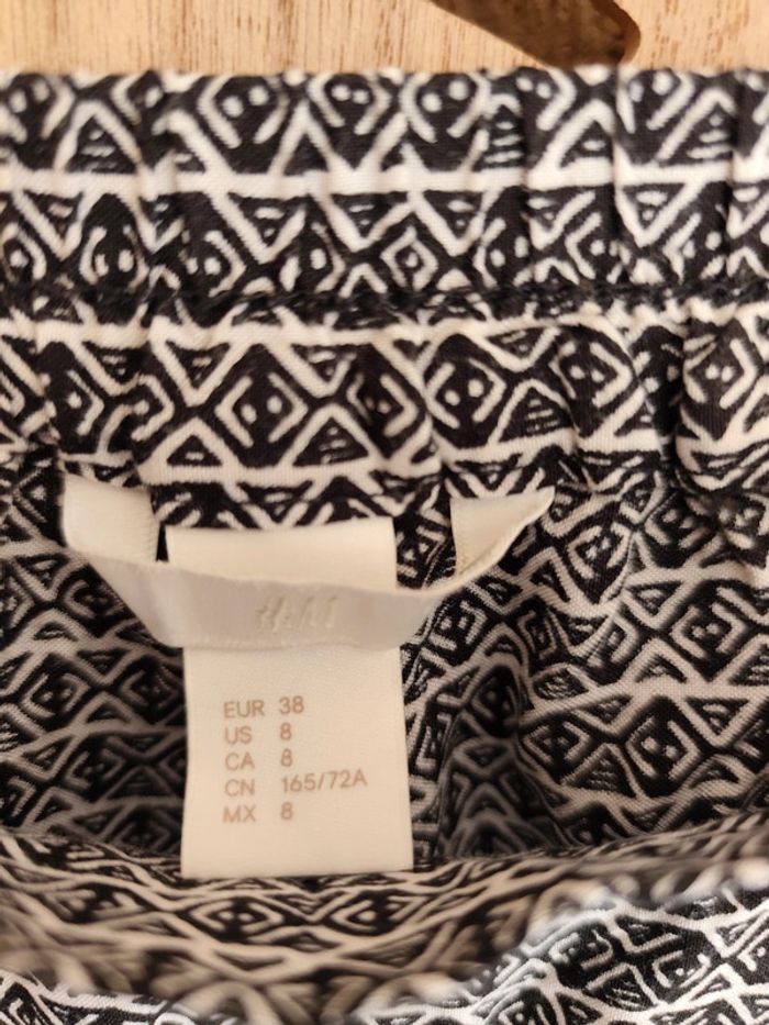 Short fluide et léger imprimé T 38 H&M - photo numéro 7
