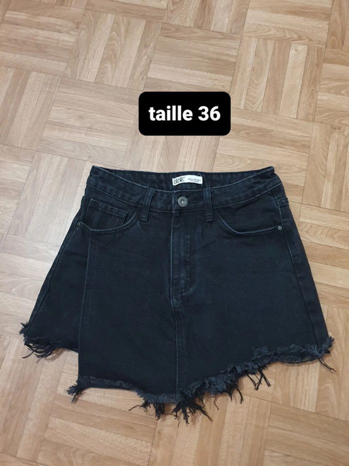 Jupe short taille 36