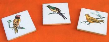 3 Carreaux anciens en céramique Décor d' oiseau sur branche