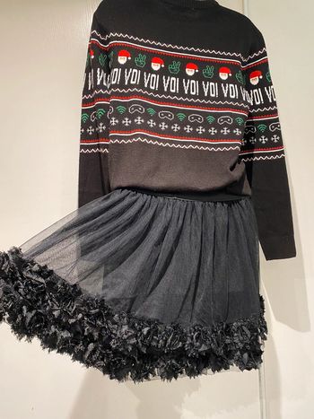 Jupe noir, Molly bracken habillée chic