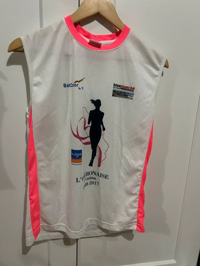 630 – débardeur course L’Oléronaise juin 2017 blanc et rose