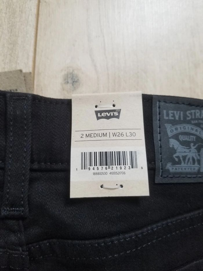 Jeans levi's 711 skinny W26L30 - photo numéro 5