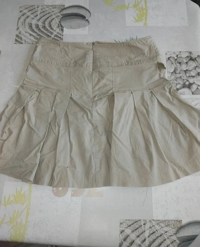 Jolie jupe plissée beige 34 Camaïeu - photo numéro 2