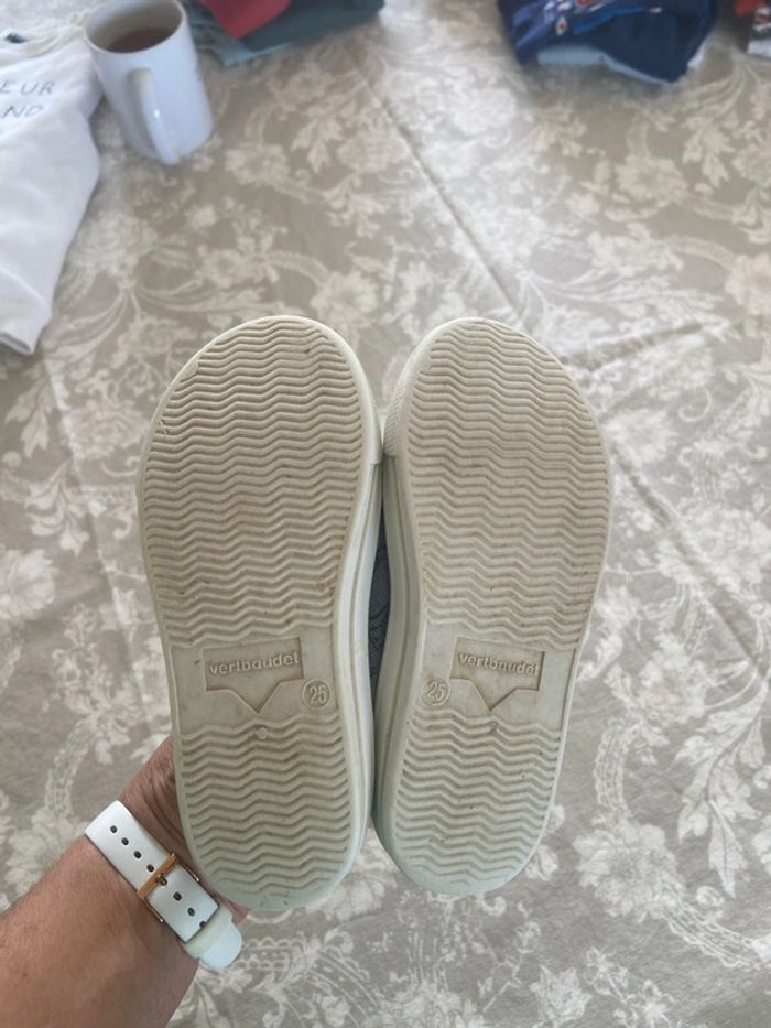 Chaussure 25 - photo numéro 2