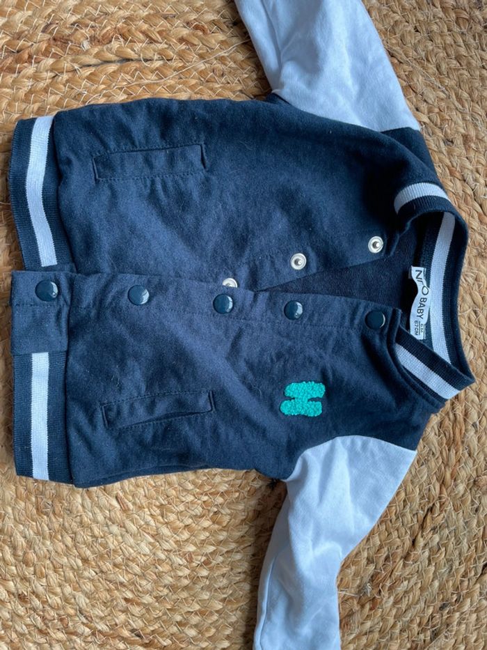 Ensemble 3 pièces 6 mois - photo numéro 3