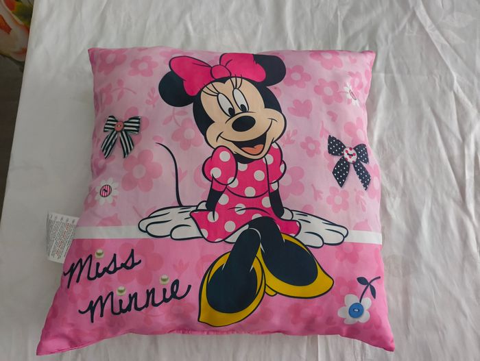 Coussin minnie - photo numéro 3