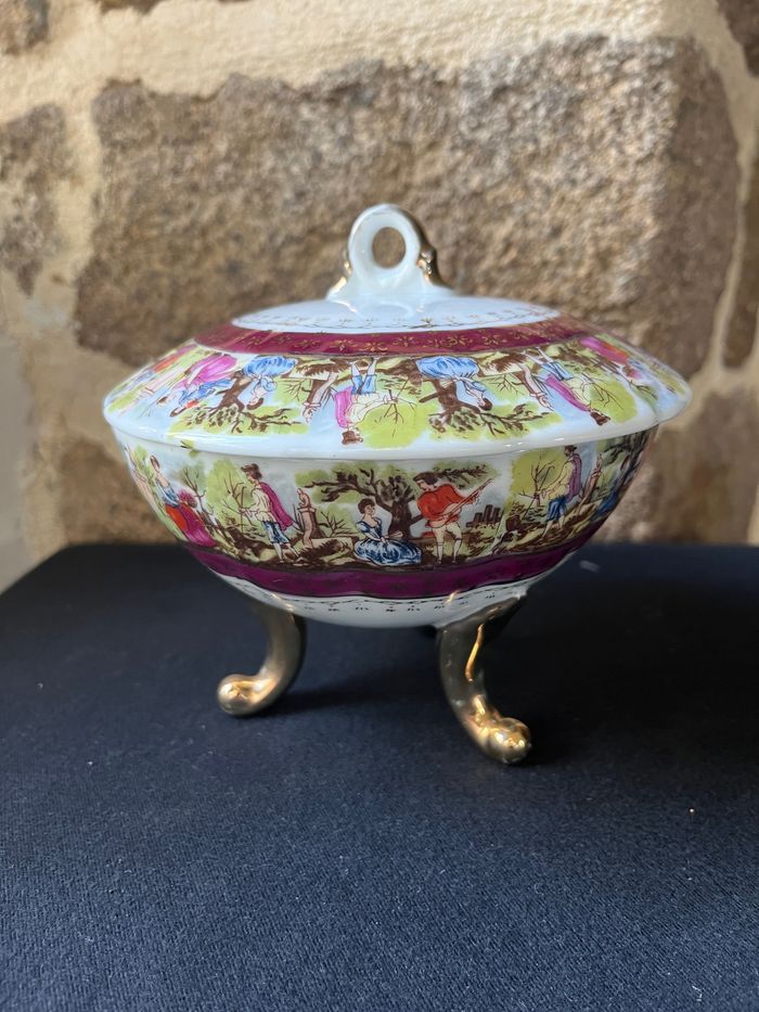 Boîte, vide poche en porcelaine Vintage - photo numéro 4