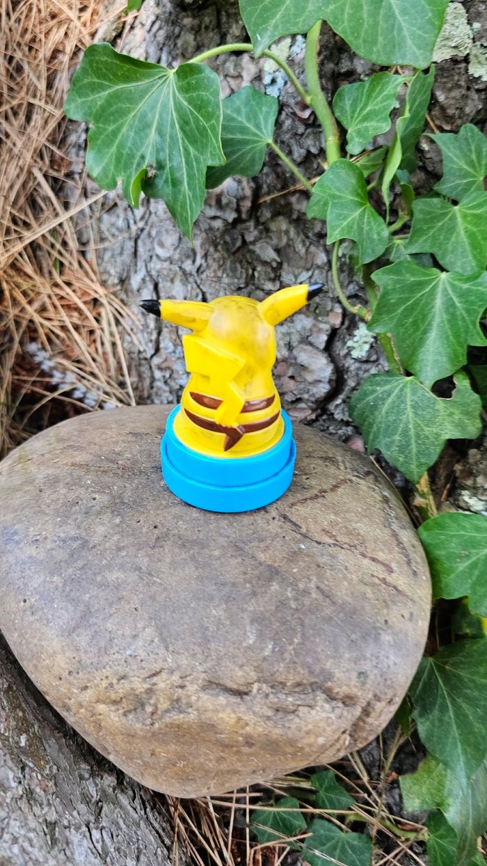 Super figurine Pokemon Nintendo Tampon pikachu - photo numéro 3