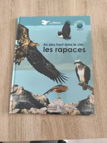 Livre édition atlas les rapaces