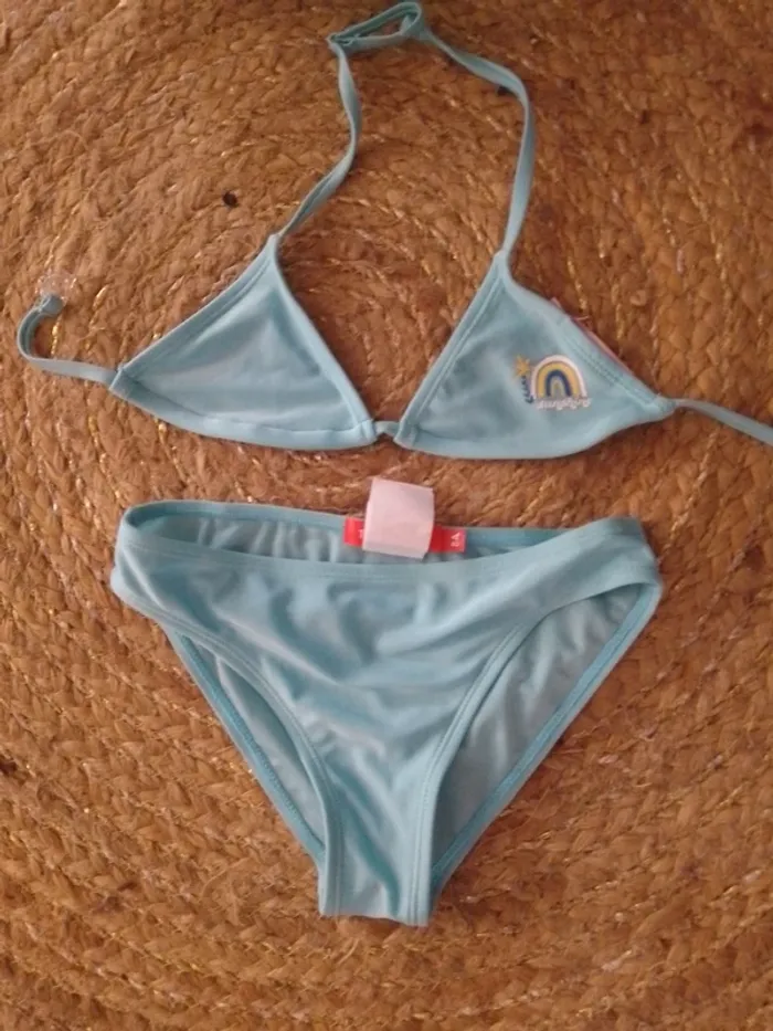maillot de bain taille 8 ans - photo numéro 3