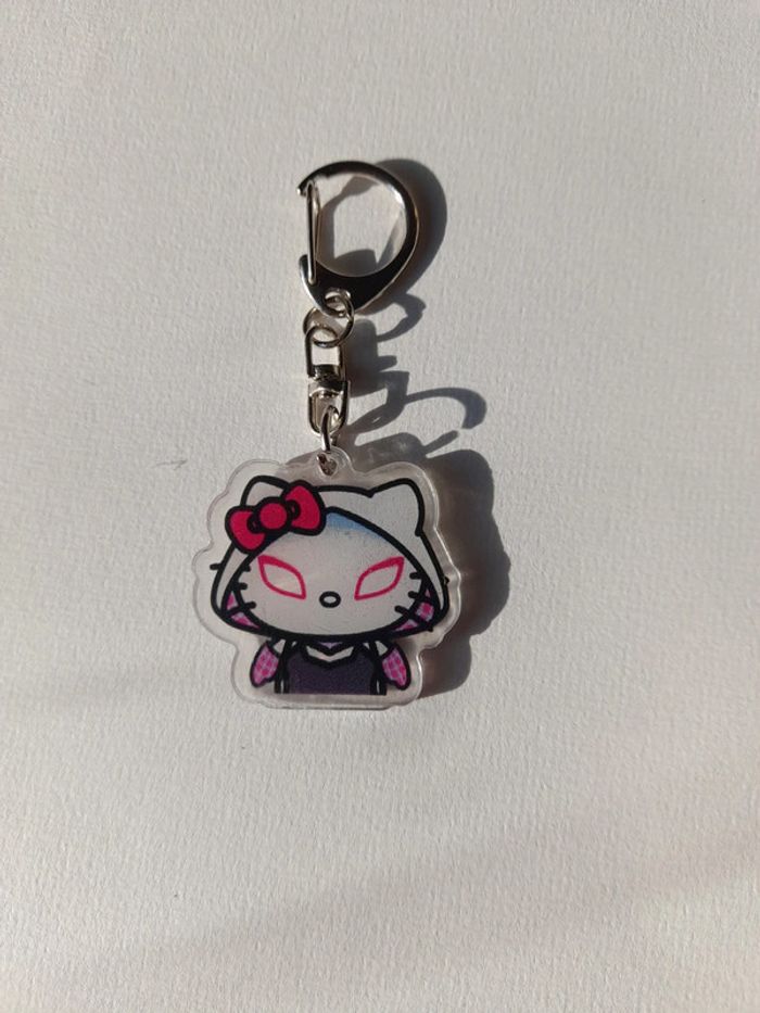 Porte clés hello kitty collab spider man