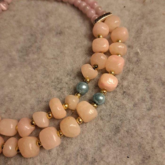 Collier ras de cou rose pâle bleu et doré - photo numéro 7