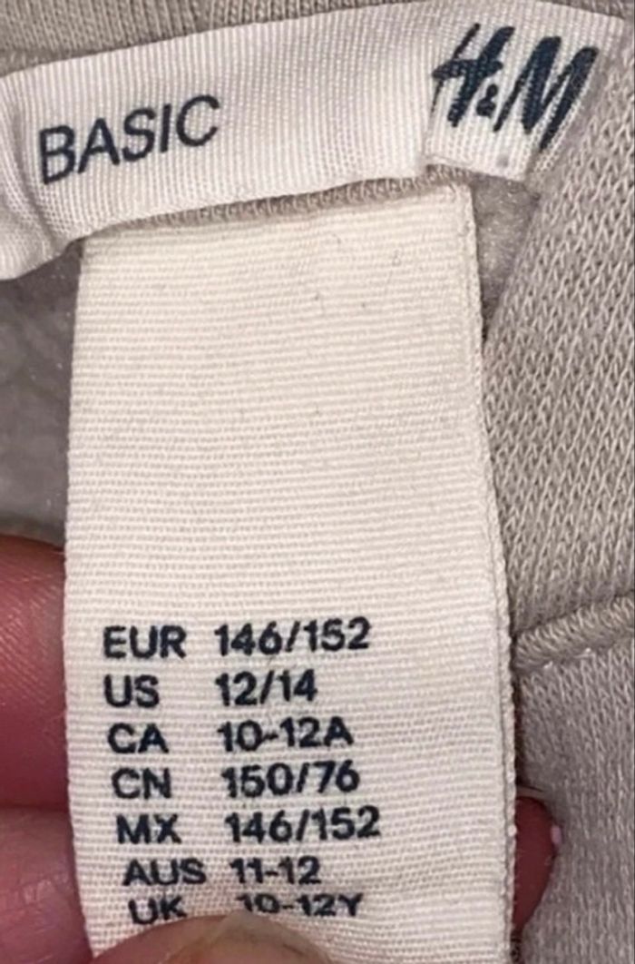 Sweat crop avec capuche couleur beige taille 11/12ans h&m - photo numéro 3