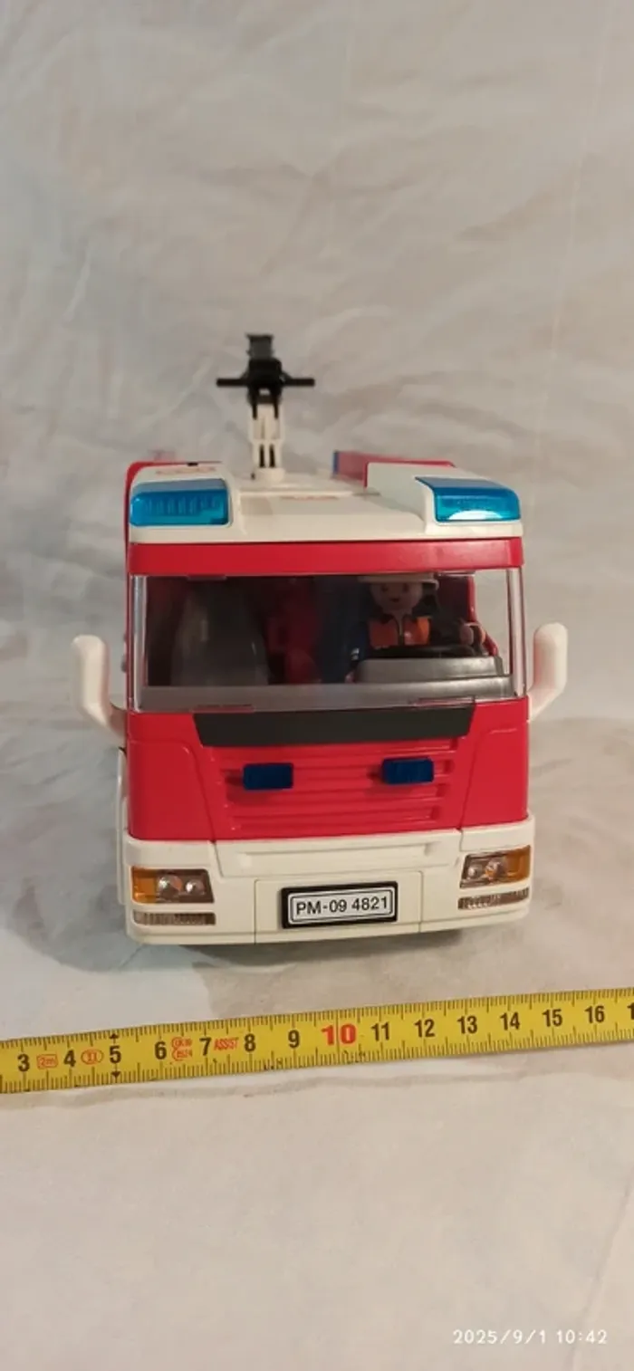 Camion de pompiers lumineux playmobil - photo numéro 14