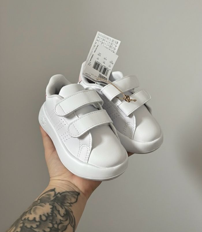 💗 Adidas Advantage CF I – Bébé – Pointure 23 - photo numéro 4