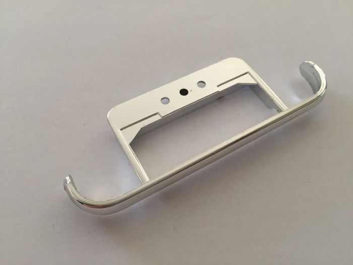 Pare-chocs arrière pièce détachée miniature Solido Volkswagen VW Combi 1966 1/19 #A56 - photo numéro 2