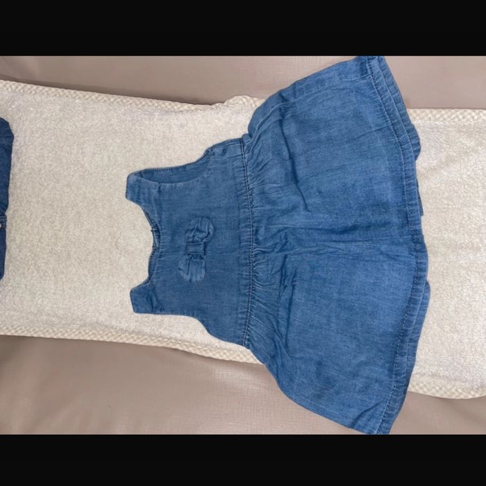 Lot de salopette / robe - photo numéro 2