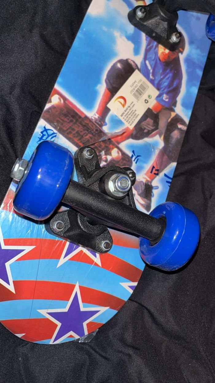 Skateboard enfant - photo numéro 4