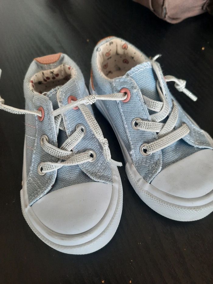 Converse base
