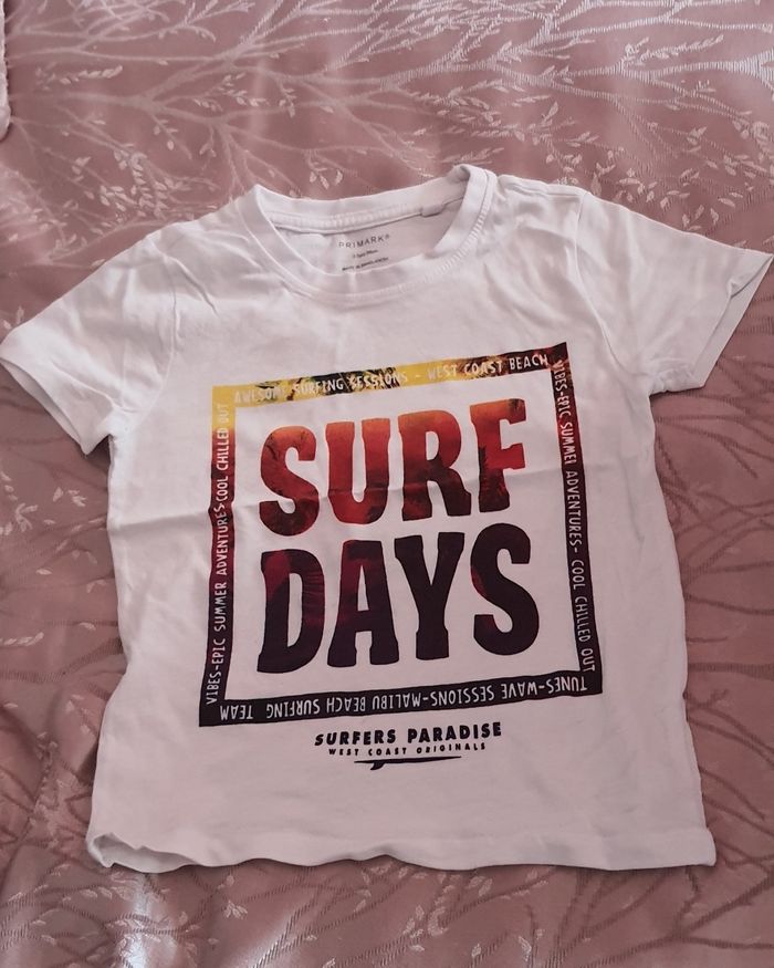 Tee shirt primark 2/3 ans