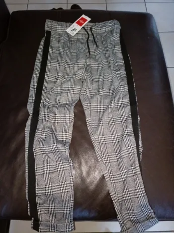 Pantalon tissaia neuf taille xs