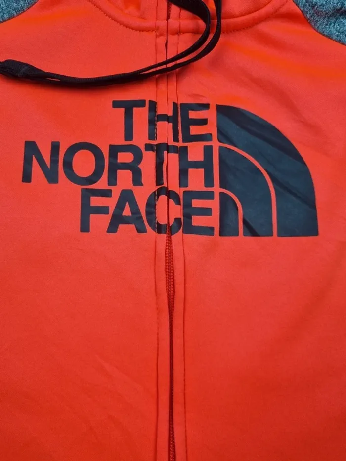 Veste zippée à capuche The North Face rose et grise – Taille M Femme (mesures en photos) - photo numéro 7