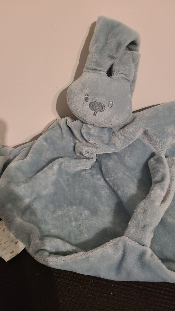 Grand doudou triangle lapin bleu gris nattou - photo numéro 2