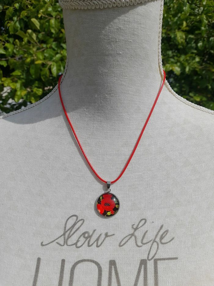 Collier coquelicot