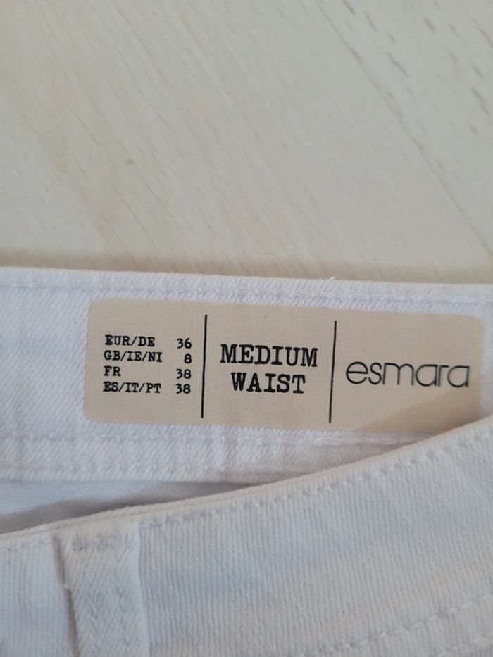 Short court blanc taille 38 neuf - photo numéro 2