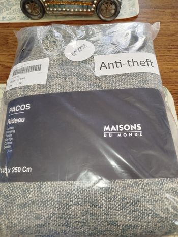 Lot de deux magnifiques rideaux