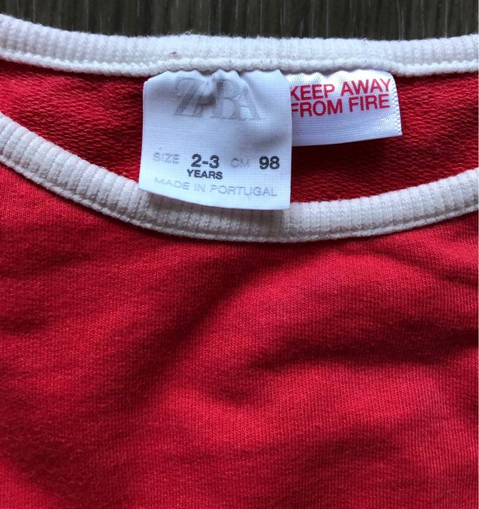 T-shirt Zara fille 2-3 ans coupe large - photo numéro 3