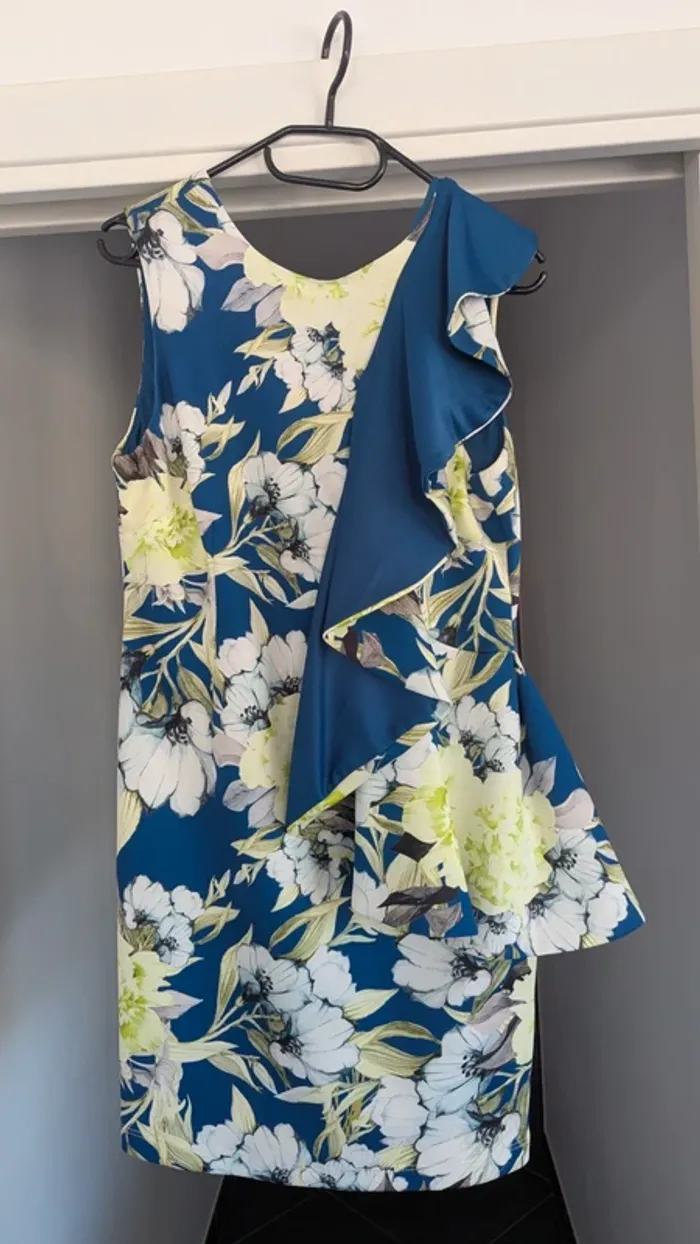 Robe de cocktail / mariage dos nu portée 1 fois