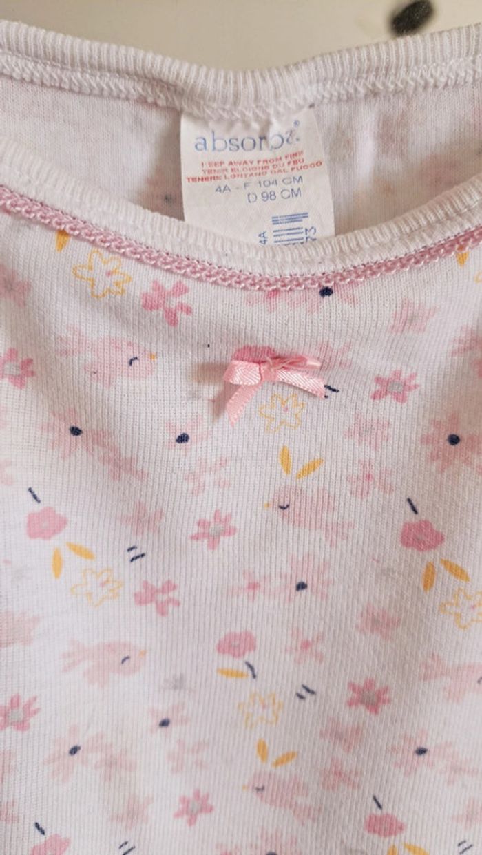 débardeur absorba 4ans👧 - photo numéro 3