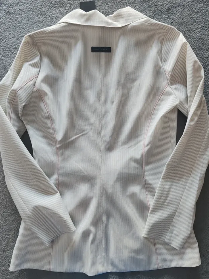 Blazer J.C. Trigon “Donna Diane” Off-White Rayé – Neuf avec Étiquette – Taille 38 - photo numéro 4