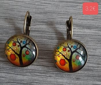 a vendre boucles d'oreilles.neuves emballees
