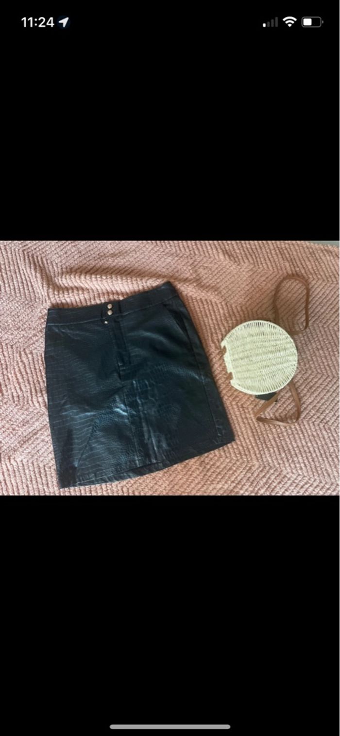 🌸Jupe en simili cuir noir effet crocodile Margit brant taille 38 🌸